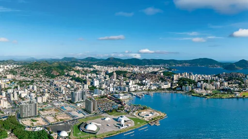 Vista aerea cidade regiao baia