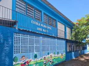 Escola municipal proximidade bairro