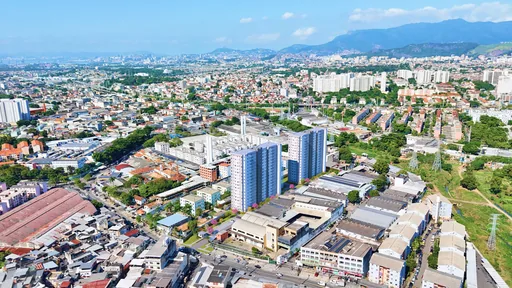 Vista aerea empreendimento contexto urbano