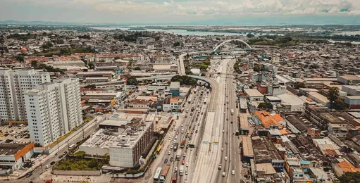 Vista aerea regiao avenida ponte entorno