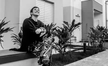 Pessoa area externa empreendimento