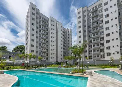 Piscina area comum fachada edificio