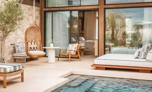 Area externa piscina privativa mobiliada