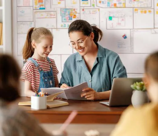 Escola crianca professora amenidade educacao