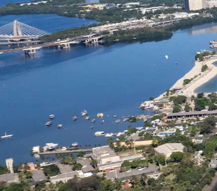 Vista aerea rio ponte entorno empreendimento