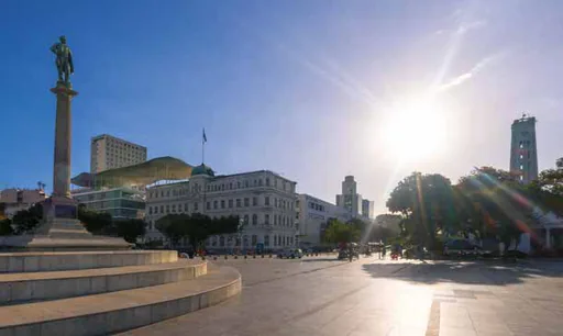 Praca centro urbano contexto localizacao