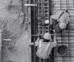 Obra construcao estrutura ferragem