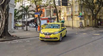 Rua bairro contexto urbano