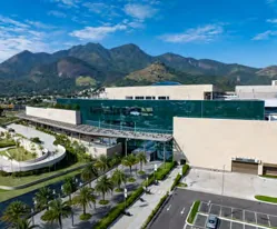 Shopping centro comercial regiao entorno